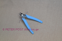 Holding plier for rail connector H0